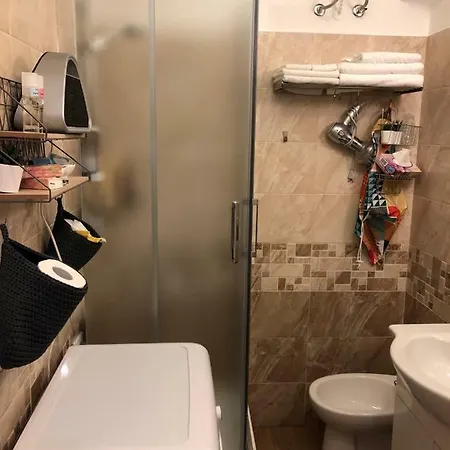 Petite Maison Ta *